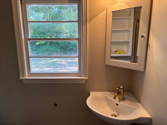 Building Photo - 2001 Michael Terrace