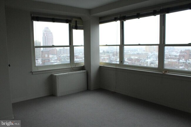 Building Photo - 1806-18 Rittenhouse Square