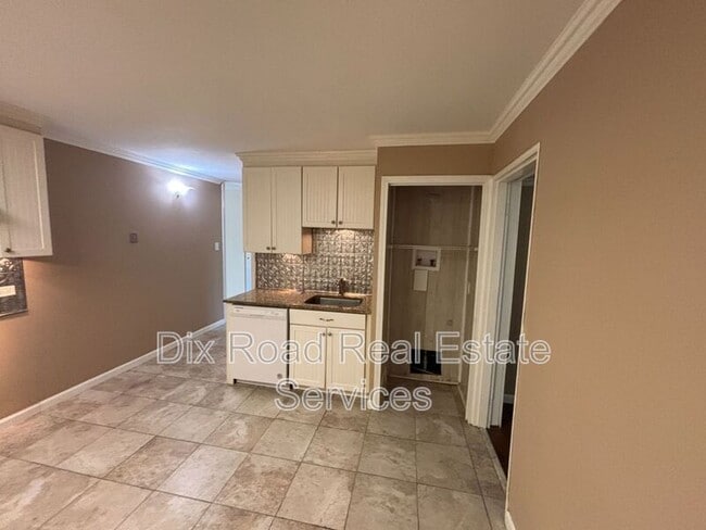 Building Photo - 4574 Mccormick Ln