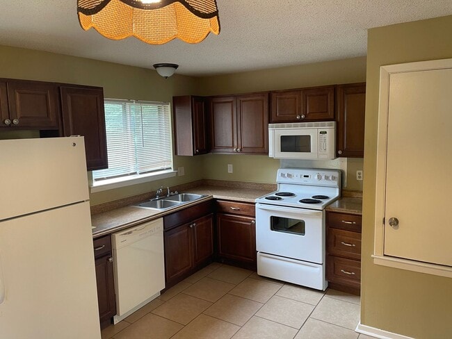 Building Photo - 23 Brookway Ln, Sherwood AR 72120 - Afford...