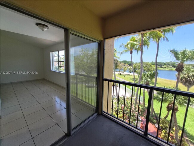 Building Photo - 15320 SW 106th Terrace