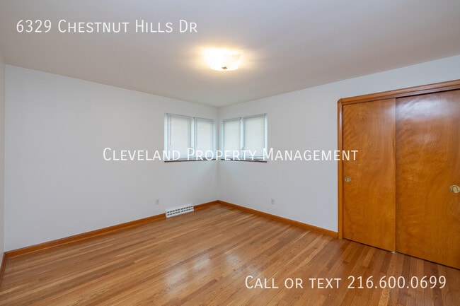 Building Photo - 6329 Chestnut Hills Dr