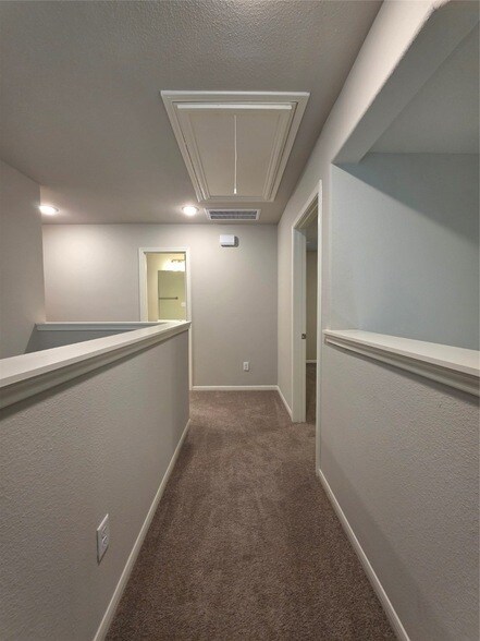 Building Photo - 1417 Sundown Gln Ln