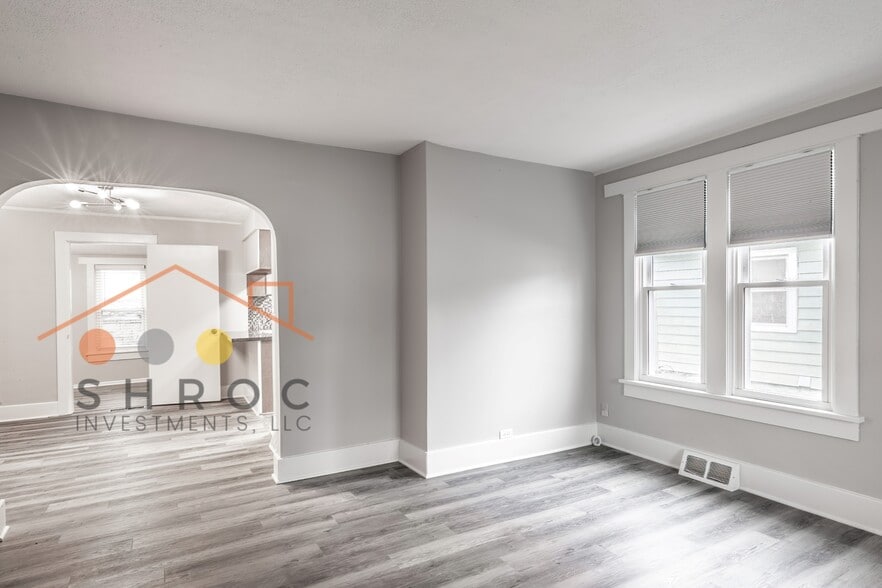Building Photo - 1139 S 55th St