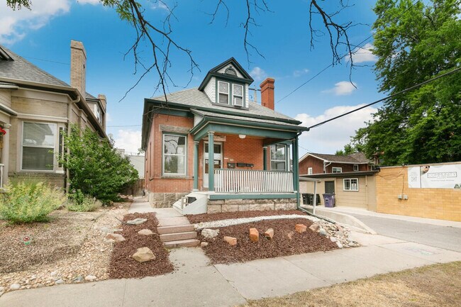 Building Photo - 2619 E 12th Ave