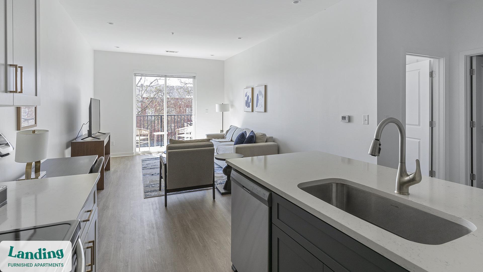 Building Photo - 2708 Old Lebanon Pike