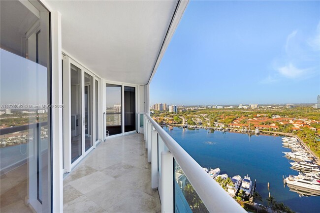 Building Photo - 21055 Yacht Club Dr