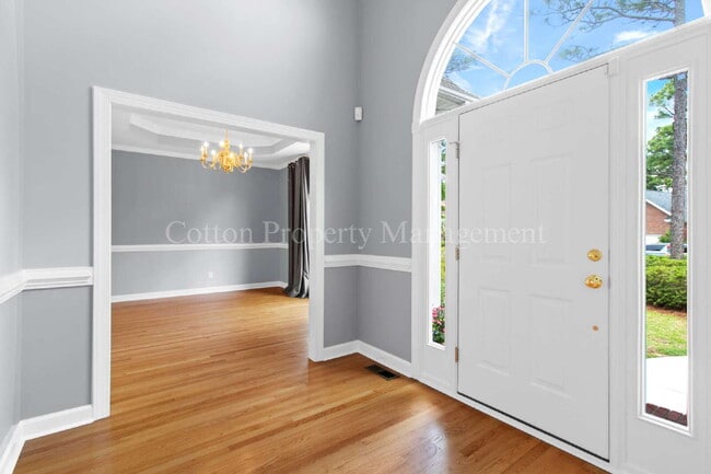 Building Photo - 4728 Wedgefield Dr