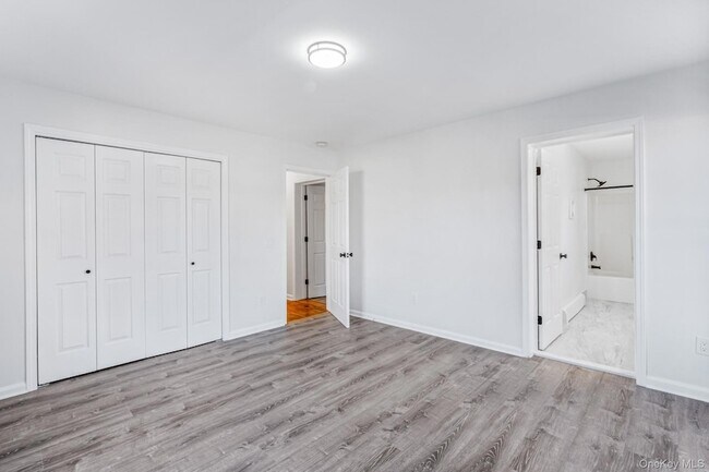 Building Photo - 198 Woodland Ave