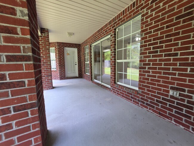 Building Photo - 1665 Village Pkwy