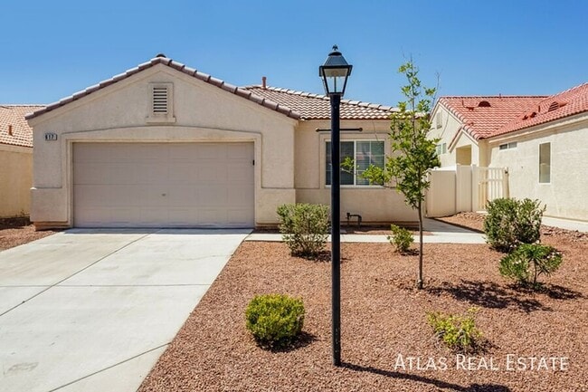 Building Photo - 617 Lava Beds Way