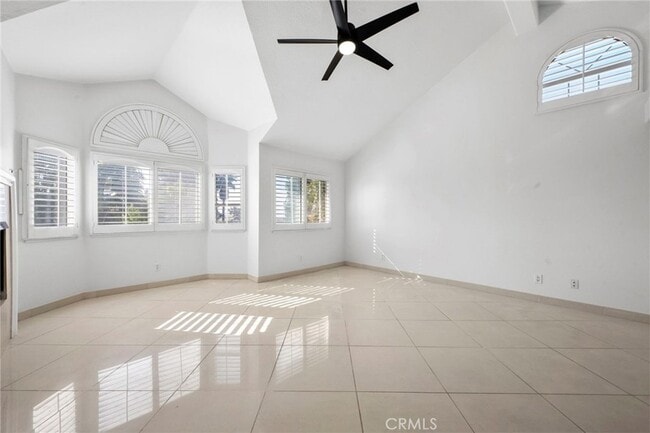 Building Photo - 1232 Meadow Ct