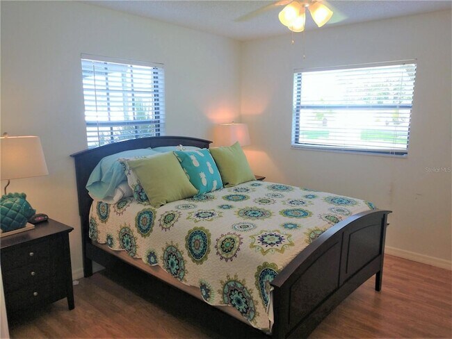 Building Photo - 307 Pine Hollow Cir