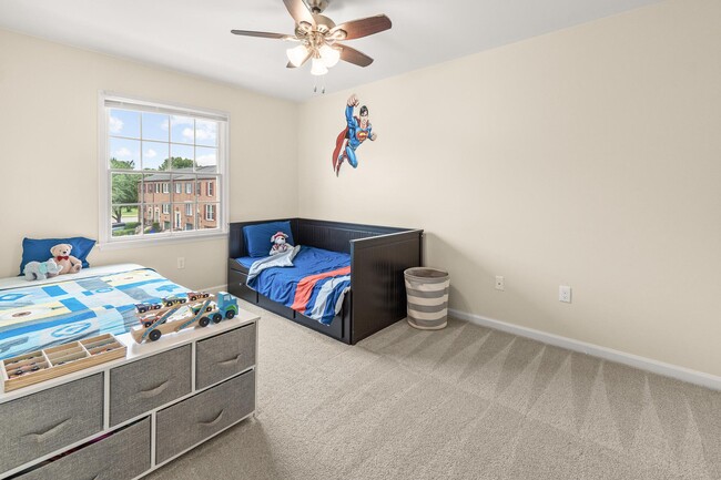 Building Photo - 7121 Bradshaw Ct E