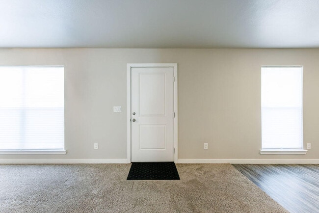 Building Photo - 7535 32nd St