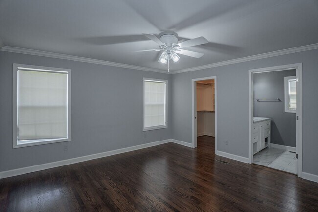 Building Photo - Cozy Updated Kingwood Home with 3 Bedrooms