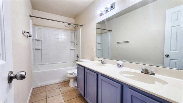 Building Photo - 12828 Cedar Hollow Dr