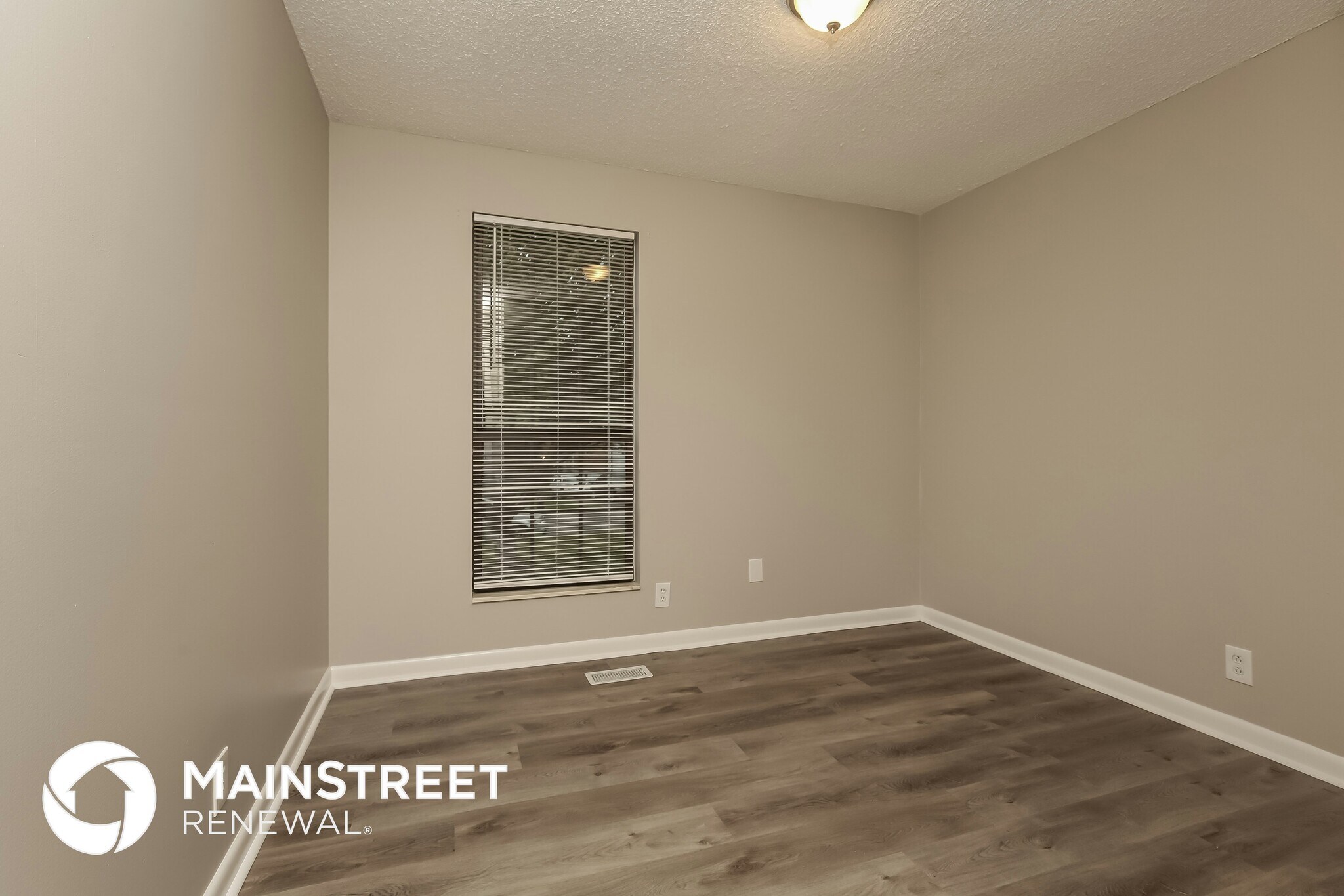 Building Photo - 431 Sunset Dr