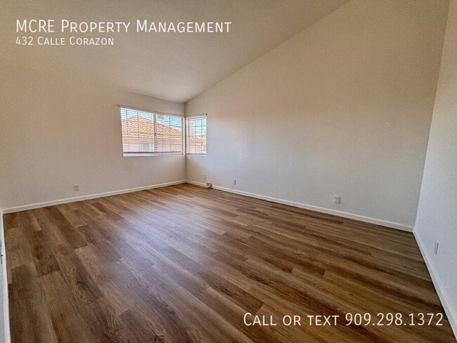 Building Photo - 432 Calle Corazon