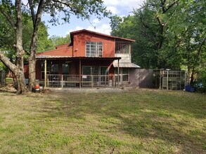 Building Photo - 2207 Silverado Dr