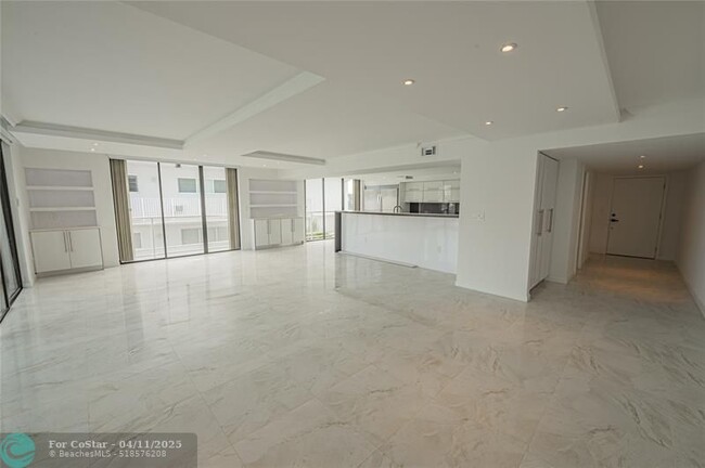 Building Photo - 468 Golden Isles Dr