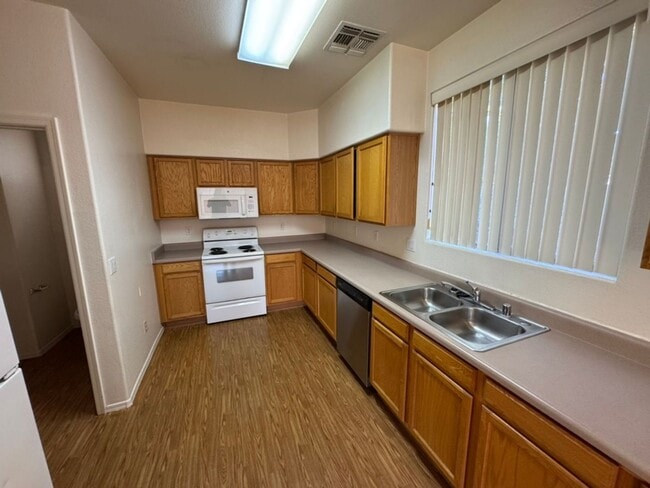 Building Photo - Willis Ranch Home in Chandler