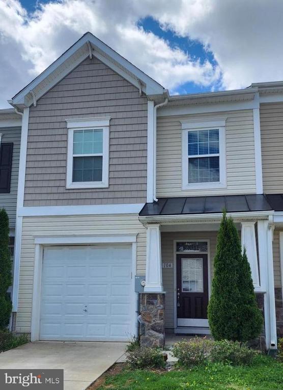 Building Photo - 104 Oflannery Ct