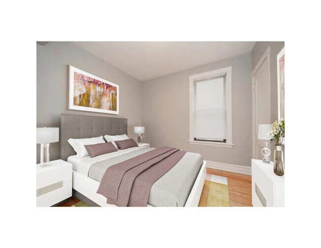 Building Photo - 1900 W Oakdale Ave