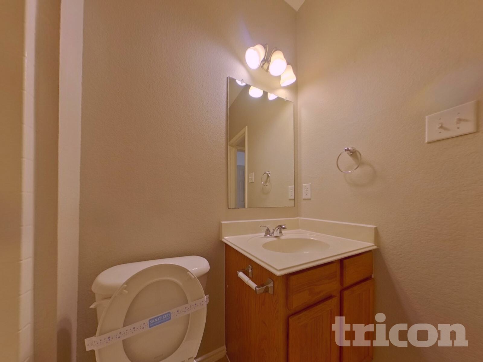 Building Photo - 6141 Tilapia Dr