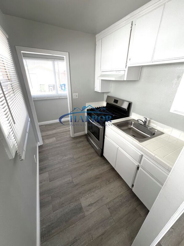 Building Photo - 782-786 W. 18th Street