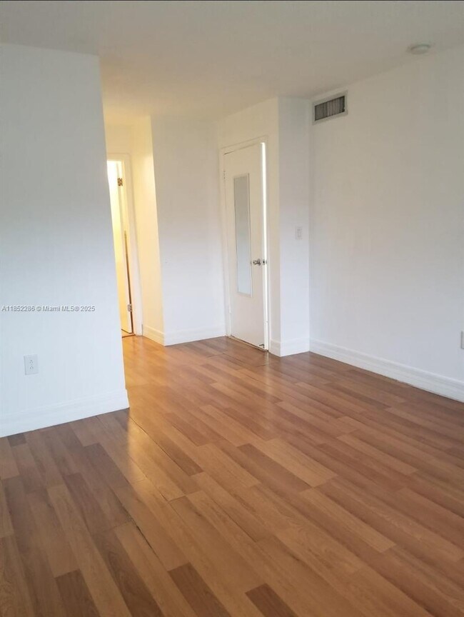 Building Photo - 15610 SW 80th St