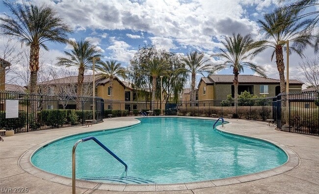 Building Photo - 6868 Sky Pointe Dr