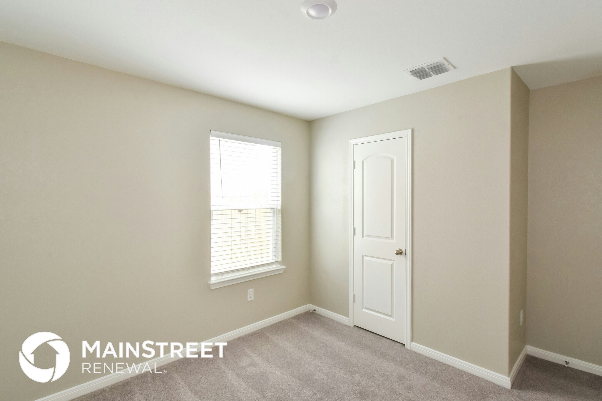 Building Photo - 3219 Begonia Bend