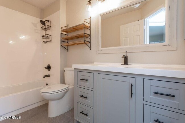 Building Photo - 13642 S 42nd Pl