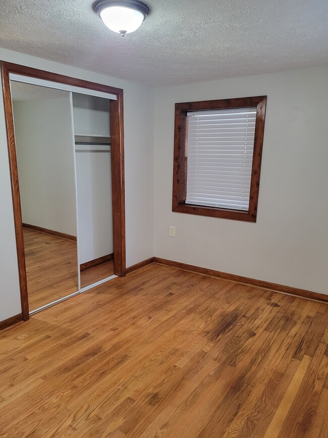 Building Photo - 566 Turkey Oak Rd