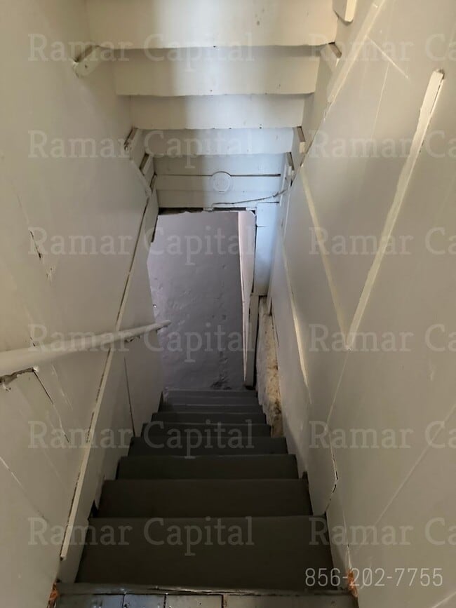 Building Photo - Cozy 3-Bedroom in the Heart of Downtown Ca...