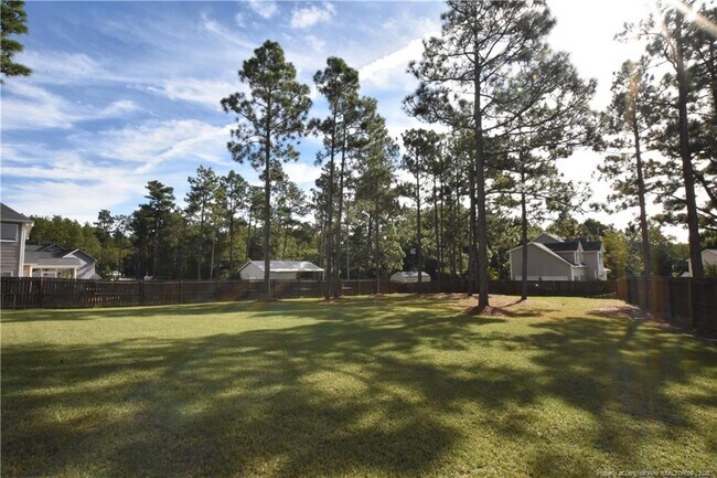 Building Photo - 38 Havistock Ct