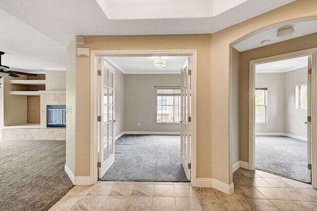 Building Photo - AMBER RIDGE Gated Beauty in Summerlin! 1600+ SF Condo