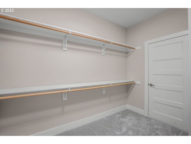 Building Photo - Beautiful 4 Bedroom + Office Home with Open Layout, Gourmet Kitchen & Large Entertainment Room