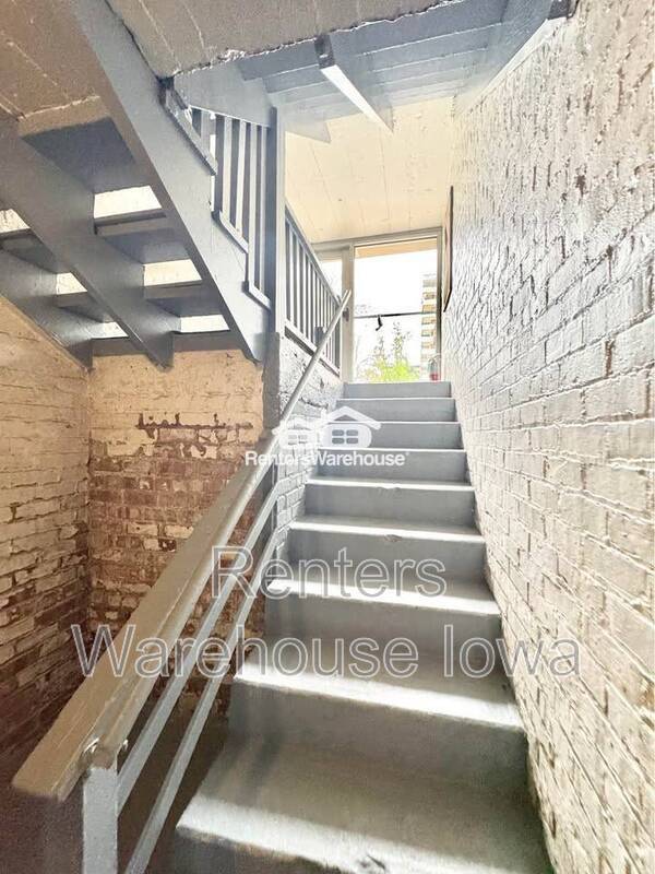 Building Photo - 3612 Ingersoll Ave