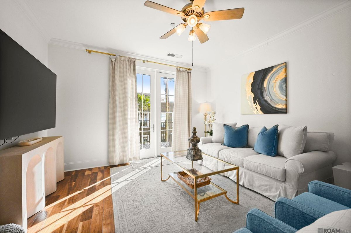 Building Photo - 7707 Bluebonnet Blvd