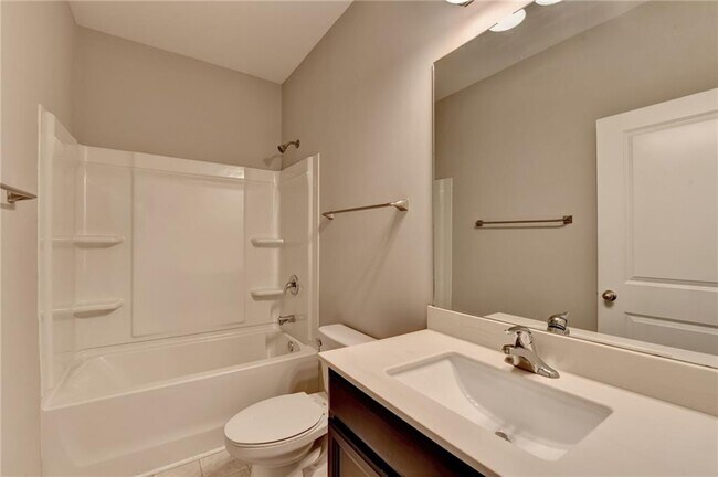 Building Photo - 68 Hardy Water Dr SE