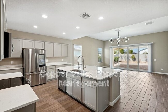Building Photo - 44478 W Palo Abeto Dr