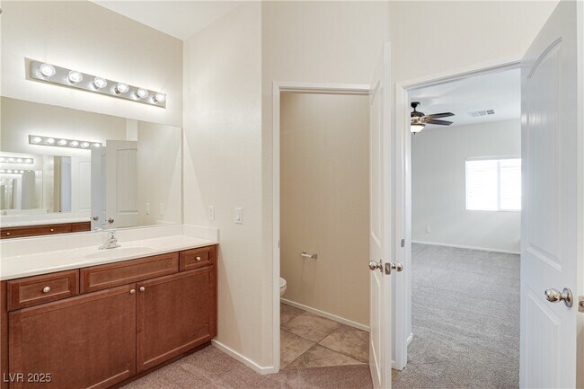 Building Photo - 10068 Emerald Edgewater Ct