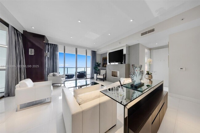 Building Photo - 9701 Collins Ave