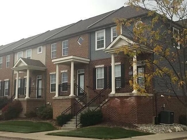 Building Photo - Gorgeous condo for rent