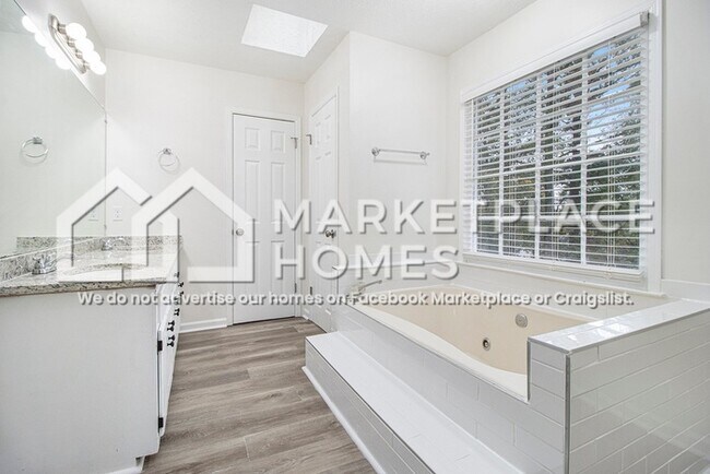 Building Photo - 3782 Paddington Trail