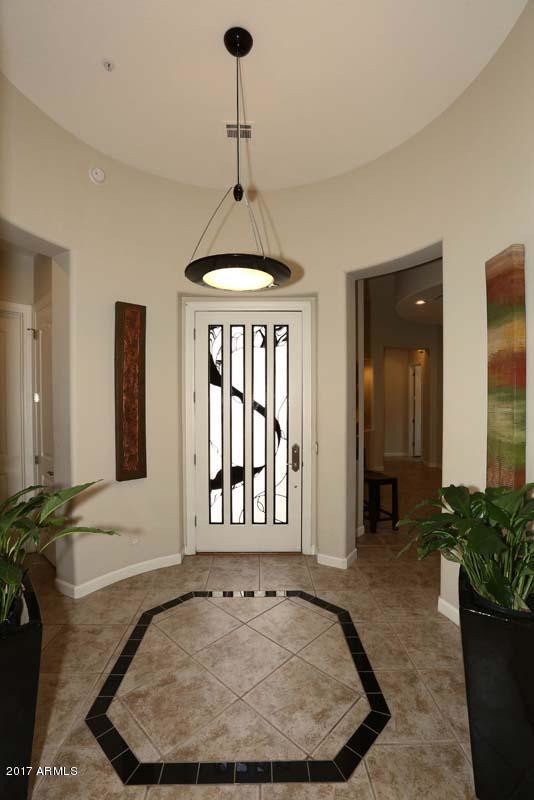 Building Photo - 7371 E Vaquero Dr