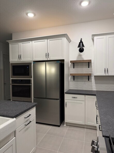 Building Photo - 12500 Westhaven Oak Dr