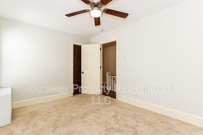 Building Photo - 137 Bartram Ave